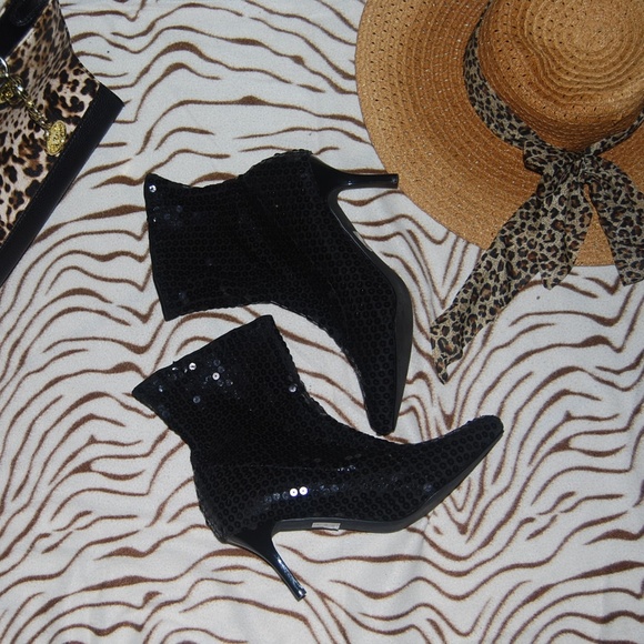 Ashro Shoes - Ashro Black Sequin Ankle Boots